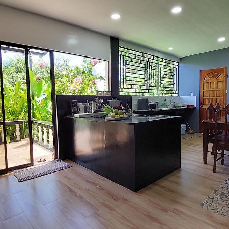 Matteo'S Hus Villa Rental Zamboanguita  Ngoại thất bức ảnh