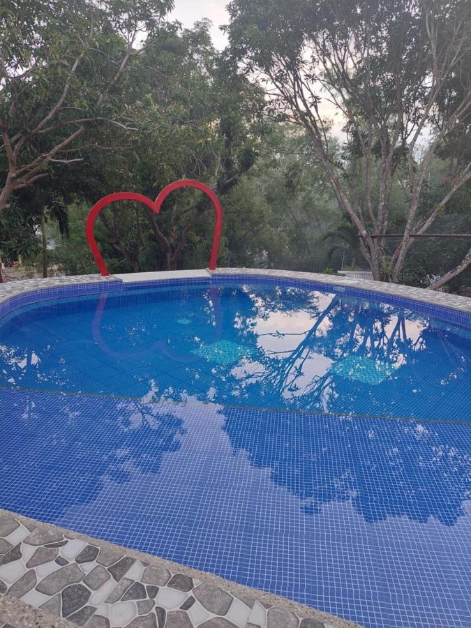 Matteo'S Hus Villa Rental Zamboanguita  Ngoại thất bức ảnh